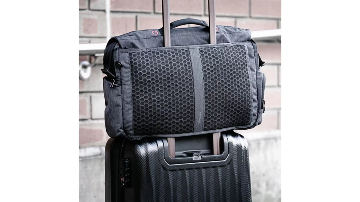 KeySmart Urban Union Hybrid Carrying Case (Messenger/Briefcase/Backpack) for 15" to 16"  MacBook Pro, Notebook, Black