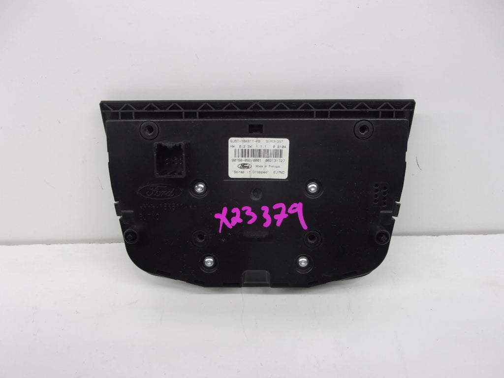 Pre-Owned 2017-2019  Escape  Radio Control Panel ID GJ5T-18K811-FB OEM (Good)